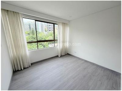 Apartamento de 3 alcobas en venta en Las Lomas, Medellín, 103 m² · foto 3 de 10