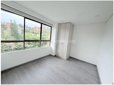 Apartamento de 3 alcobas en venta en Las Lomas, Medellín, 103 m² · foto 8 de 10