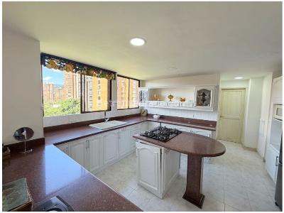 Apartamento en venta en Los Balsos, Medellín · foto 14 de 20