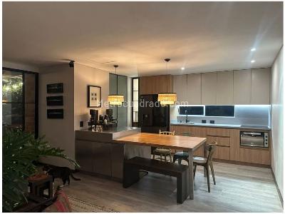 Casa de 2 alcobas en venta en Loma De Los Parra, Medellín, 105 m² · foto 3 de 17