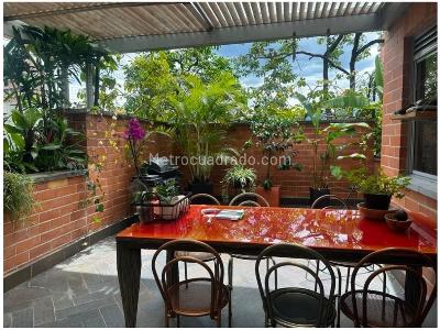 Casa de 2 alcobas en venta en Loma De Los Parra, Medellín, 105 m² · foto 4 de 17