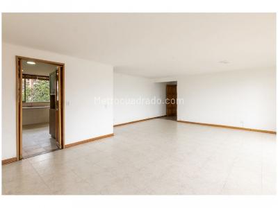 Apartamento en venta en Lalinde, Medellín · foto 4 de 20
