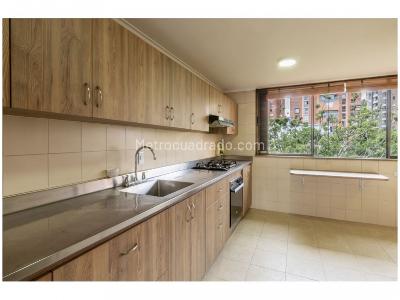Apartamento en venta en Lalinde, Medellín · foto 6 de 20