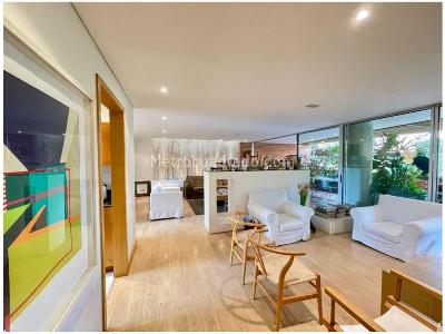 Apartamento de 2 alcobas en venta en Calasanz, Medellín, 206 m² · foto 7 de 12