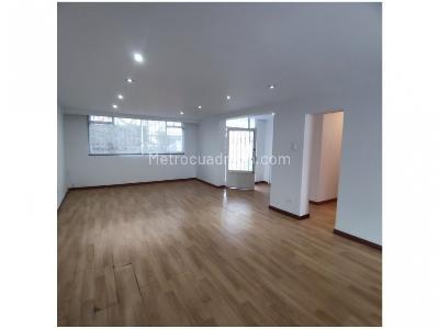 Casa en venta en Santa Barbara, Bogotá · foto 2 de 16