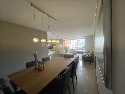 Apartamento de 3 alcobas en venta en Las Santas, Medellín, 110 m² · foto 12 de 20