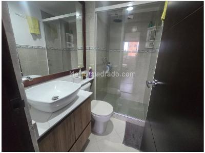 Apartamento de 3 alcobas en venta en Los Balsos, Medellín, 94 m² · foto 13 de 14
