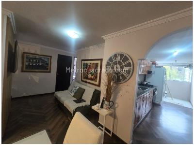 Apartamento de 3 alcobas en venta en Los Balsos, Medellín, 94 m² · foto 8 de 14