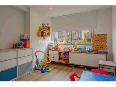 Apartamento de 3 alcobas en venta en El Poblado, Medellín, 160 m² · foto 12 de 20