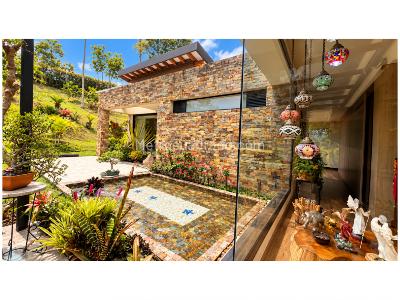 Casa de 3 alcobas en venta en El Vergel, Envigado, 330 m² · foto 5 de 20