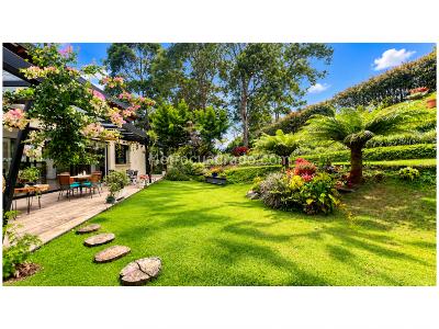 Casa de 3 alcobas en venta en El Vergel, Envigado, 330 m² · foto 6 de 20