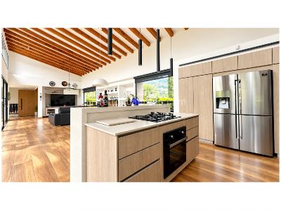 Casa de 3 alcobas en venta en El Vergel, Envigado, 330 m² · foto 12 de 20