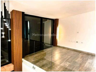 Casa de 4 alcobas en venta en Alto Del Escobero, Envigado, 507 m² · foto 11 de 18