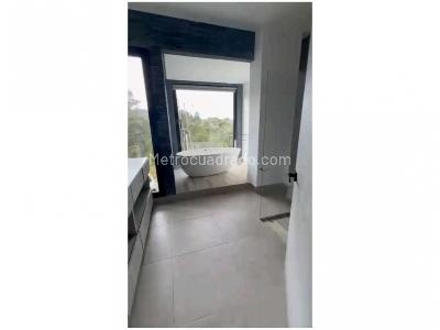 Casa de 4 alcobas en venta en Alto Del Escobero, Envigado, 507 m² · foto 17 de 18
