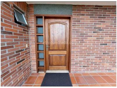 Casa de 5 alcobas en venta en Loma Del Escobero, Envigado, 330 m² · foto 19 de 19