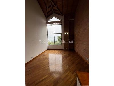 Casa de 5 alcobas en venta en El Poblado, Medellín, 270 m² · foto 14 de 20