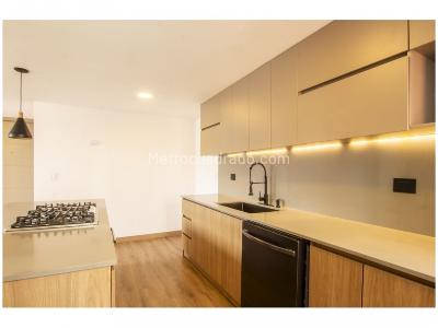 Apartamento de 3 alcobas en venta en Los Balsos No, Medellín, 200 m² · foto 9 de 20