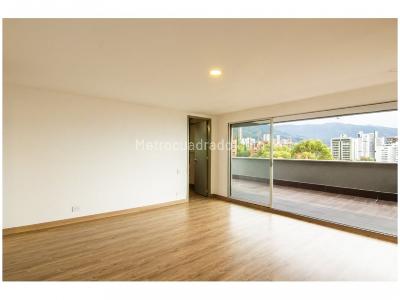 Apartamento de 3 alcobas en venta en Los Balsos No, Medellín, 200 m² · foto 10 de 20