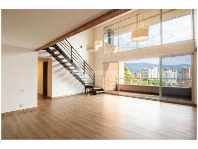 Apartamento de 3 alcobas en venta en Los Balsos No, Medellín, 200 m² · foto 1 de 20