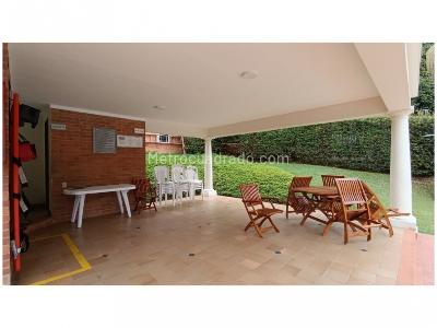 Casa de 3 alcobas en venta en San Lucas, Medellín, 274 m² · foto 15 de 19