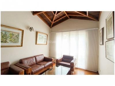 Casa de 3 alcobas en venta en San Lucas, Medellín, 274 m² · foto 5 de 19