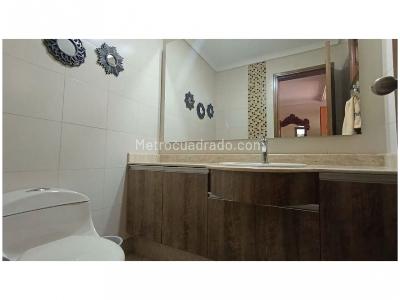 Casa de 3 alcobas en venta en San Lucas, Medellín, 274 m² · foto 6 de 19