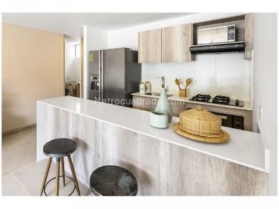 Apartamento de 2 alcobas en venta en El Poblado, Medellín, 64 m² · foto 9 de 20