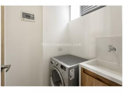 Apartamento de 2 alcobas en venta en El Poblado, Medellín, 64 m² · foto 8 de 20
