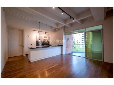 Apartamento de 1 alcoba en venta en El Tesoro, Medellín, 66 m² · foto 2 de 8