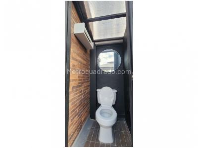 Casa de 3 alcobas en venta en Loma El Atravesado, Envigado, 290 m² · foto 13 de 20