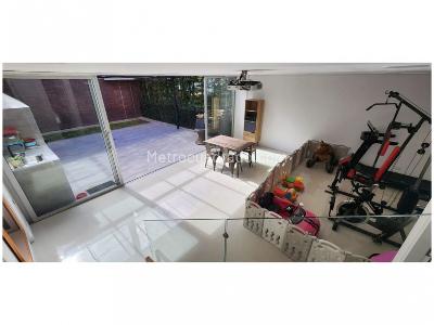 Casa de 3 alcobas en venta en Loma El Atravesado, Envigado, 290 m² · foto 19 de 20