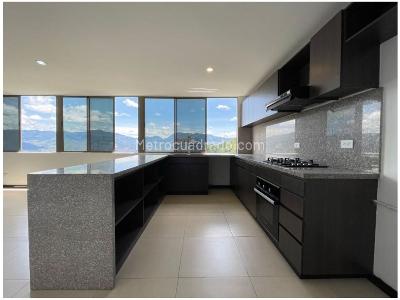 Apartamento en venta en Altos Del Poblado, Medellín · foto 4 de 11