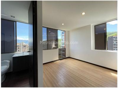 Apartamento en venta en Altos Del Poblado, Medellín · foto 7 de 11