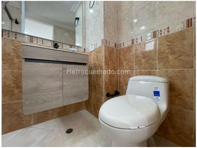 Apartamento de 3 alcobas en venta en Segundo Parque, Medellín, 90 m² · foto 14 de 16