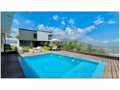 Casa de 5 alcobas en venta en Norte America, Bello, 380 m² · foto 2 de 8