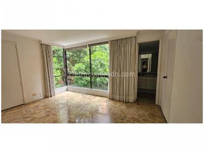 Apartamento de 3 alcobas en venta en El Poblado, Medellín, 217 m² · foto 18 de 20