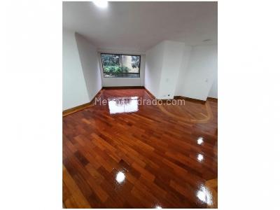Apartamento de 3 alcobas en venta en Castropol, Medellín, 85 m² · foto 3 de 6