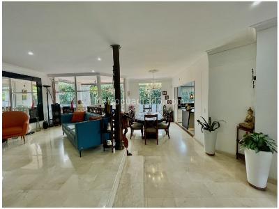 Casa en venta en Las Palmas, Medellín · foto 3 de 19