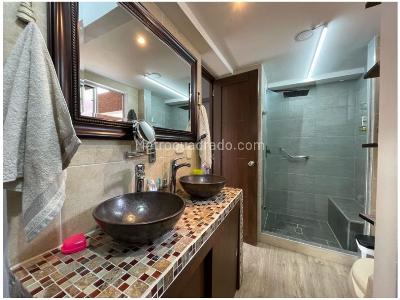 Apartamento en venta en Loma Del Escobero, Envigado · foto 10 de 14
