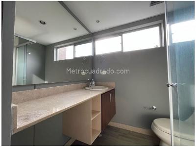 Apartamento en venta en Loma Del Escobero, Envigado · foto 12 de 14