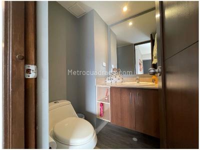 Apartamento en venta en Loma Del Escobero, Envigado · foto 6 de 14