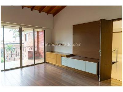 Casa de 3 alcobas en venta en Cola Del Zorro, Medellín, 323 m² · foto 14 de 18