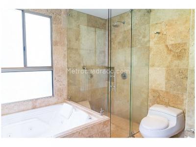 Casa de 3 alcobas en venta en Cola Del Zorro, Medellín, 323 m² · foto 17 de 18