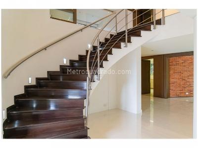 Casa de 3 alcobas en venta en Cola Del Zorro, Medellín, 323 m² · foto 8 de 18