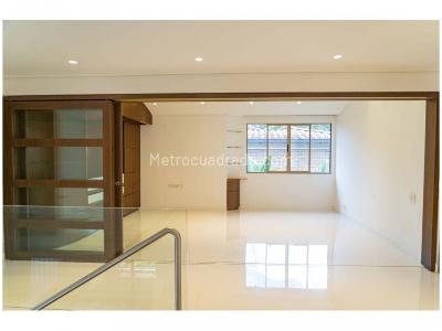 Casa de 3 alcobas en venta en Cola Del Zorro, Medellín, 323 m² · foto 9 de 18