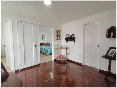 Apartamento de 3 alcobas en venta en Av La Playa, Medellín, 122 m² · foto 6 de 17