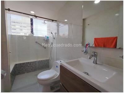 Apartamento de 3 alcobas en venta en Av La Playa, Medellín, 122 m² · foto 10 de 17