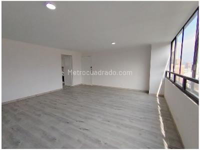 Apartamento de 3 alcobas en venta en La Candelaria, Medellín, 122 m² · foto 2 de 12