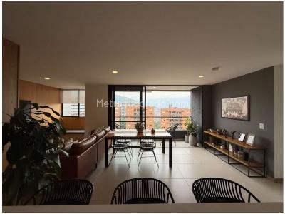 Apartamento de 3 alcobas en venta en Loma Del Escobero, Envigado, 90 m² · foto 3 de 12