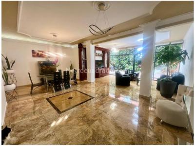 Casa de 5 alcobas en venta en La Concha, Medellín, 350 m² · foto 3 de 20